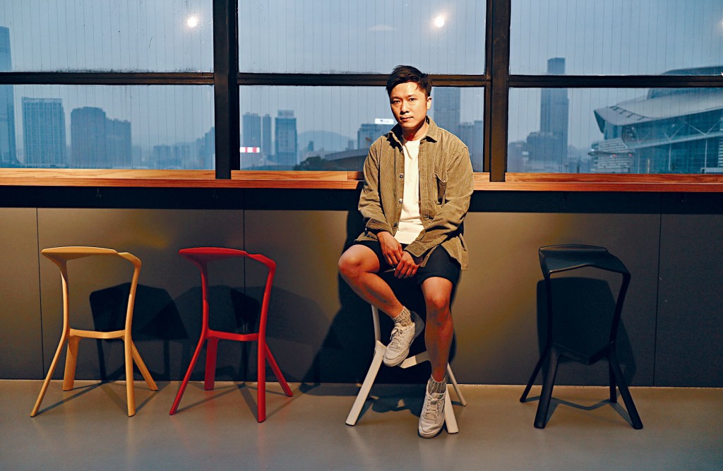 作曲家兼聲音藝術家趙朗天，作品遊走於當代音樂、聲音藝術和多媒體藝術之間。
　　