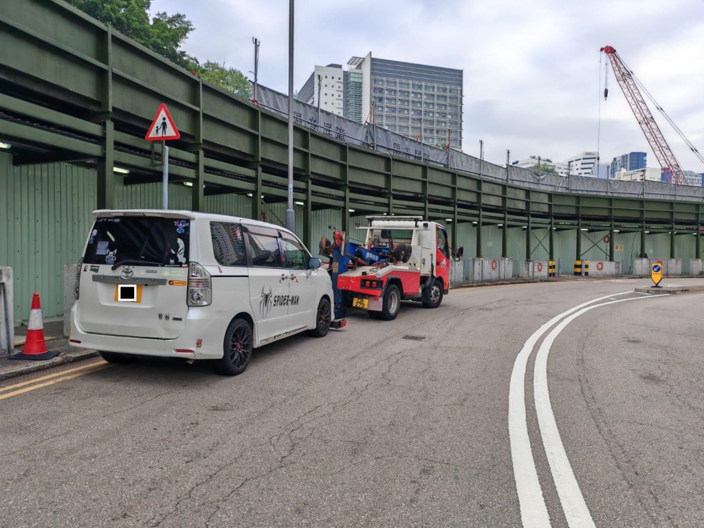 行动目标包括打击双行泊车、停泊在巴士站、行人过路处、道路转弯位置及紧急车辆出入口等一些影响其他市民的违泊行为。