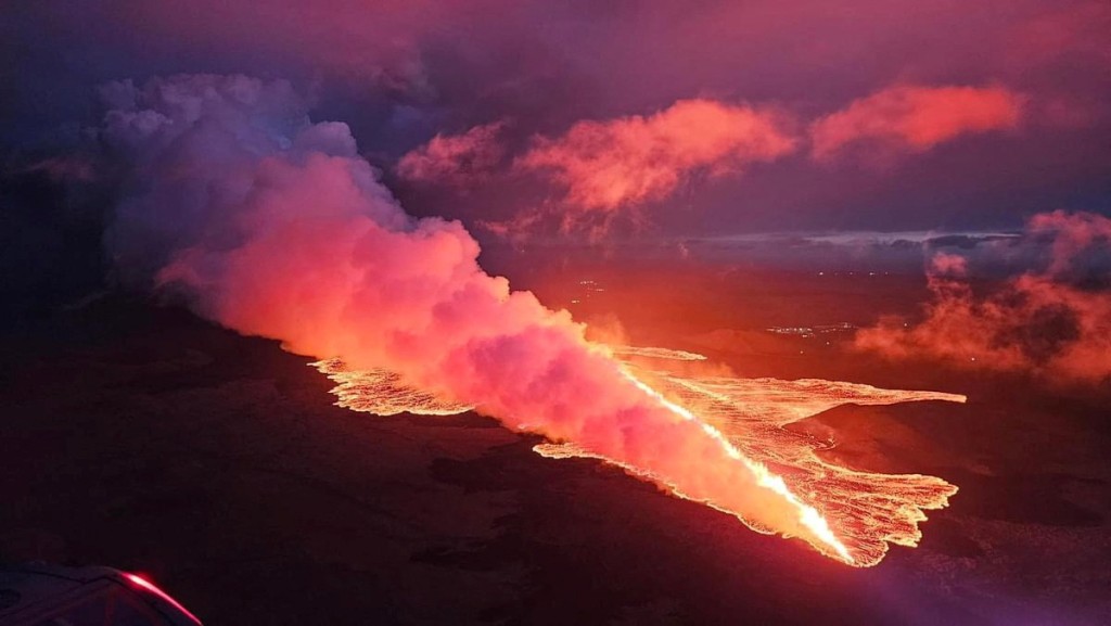 火山對上一次爆發是在8月23日。路透社