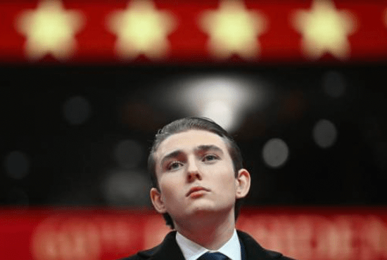 巴倫透過社交平台越洋「識女仔」,並令對方前男友醋意大發施襲。法新社 巴倫透過社交平台越洋「識女仔」,並令對方前男友醋意大發施襲。法新社