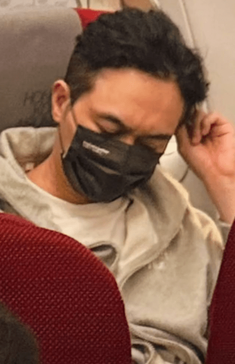 張智霖好攰。