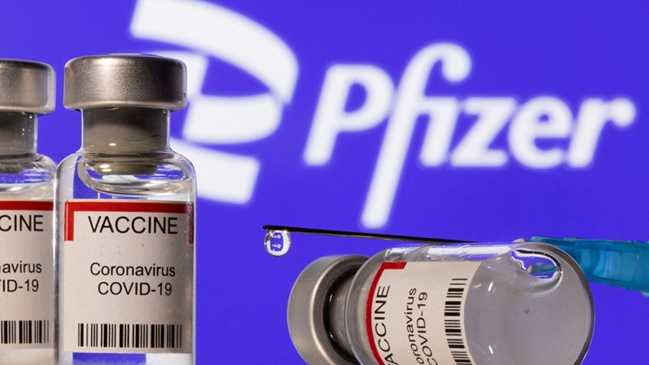 辉瑞计划将美国政府采购新冠疫苗采购价4倍。路透社资料图片