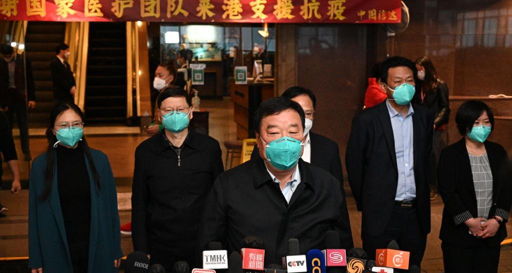梁萬年等內地抗疫專家昨日到港。(資料圖片)