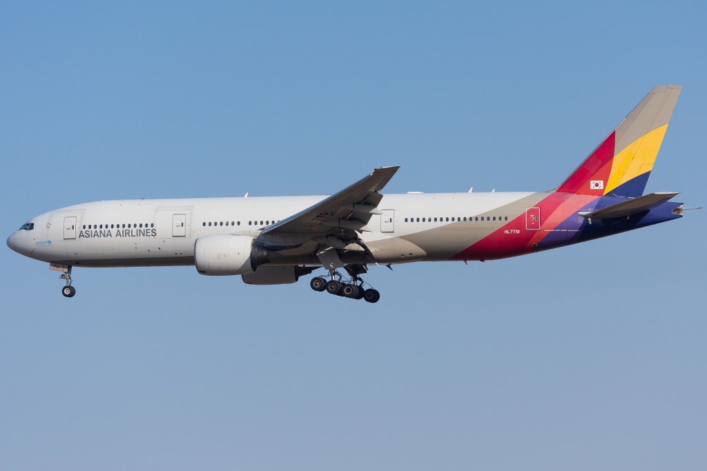 南韓所有航空公司將全面禁止在機艙內使用充電寶。維基網站