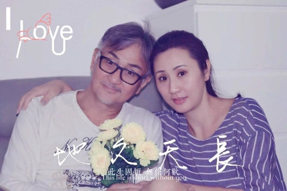 吴岱融经常不吝啬冧老婆。