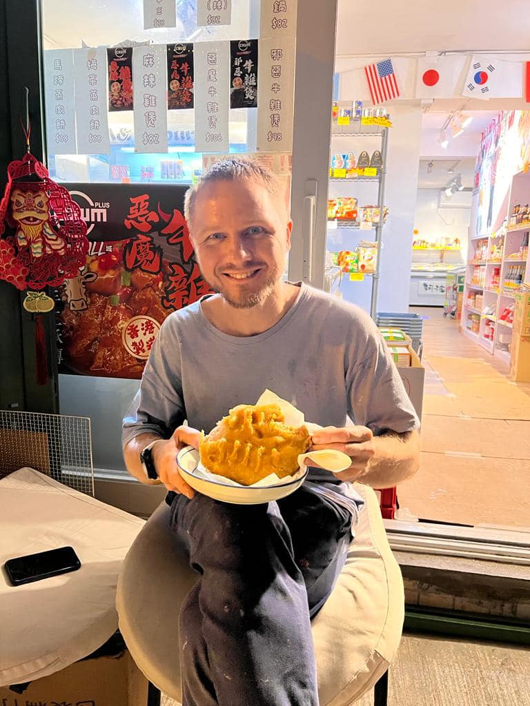 店主很窩心，每天為Vladimir準備美食。fb 馬灣小巷 