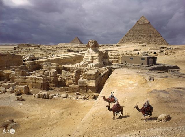 胡夫金字塔有約4500年歷史。