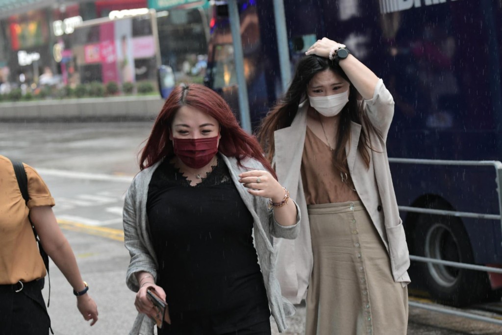 天文台預料，明日最低氣溫約17°C。