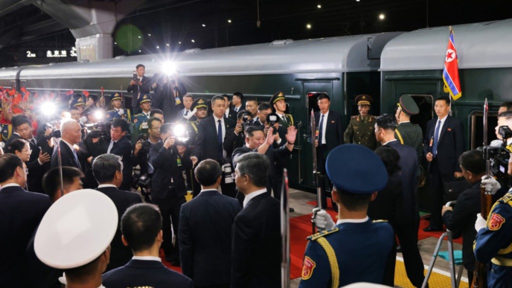 金正恩結束訪華啟程回國。朝中社 金正恩結束訪華啟程回國。朝中社