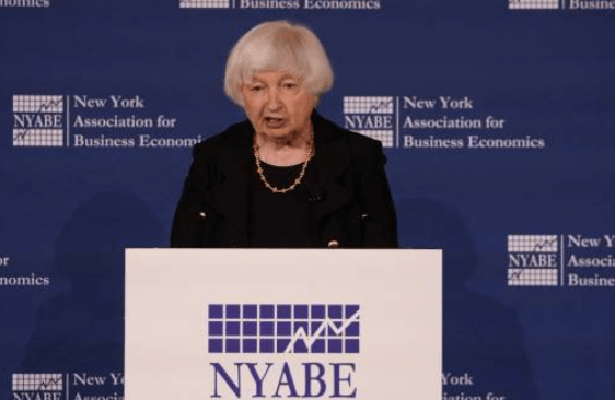 事件觸發耶倫（Janet Yellen）等多名聯儲局前主席及前財長聯署聲援，炮轟此舉等同摧毀美國經濟基石。法新社