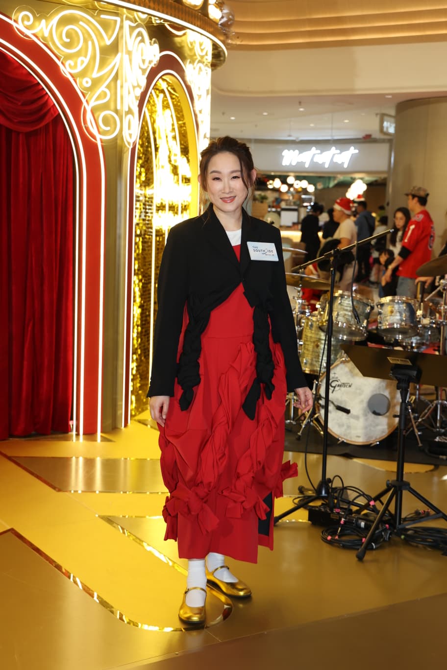 Ivana表示圣诞节大多陪伴家人好少出外工作，但今次获邀想跟大家透过音乐分享温暖。