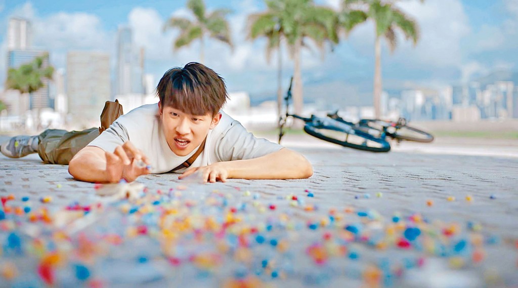 ANSONBEAN拍摄跌倒的戏分，肯定睇到粉丝好心翳。