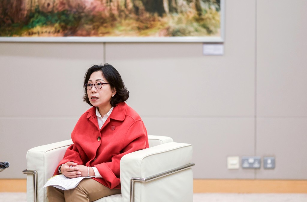 民政及青年事務局局長麥美娟赴京出席關愛隊隊長內地培訓班開班儀式