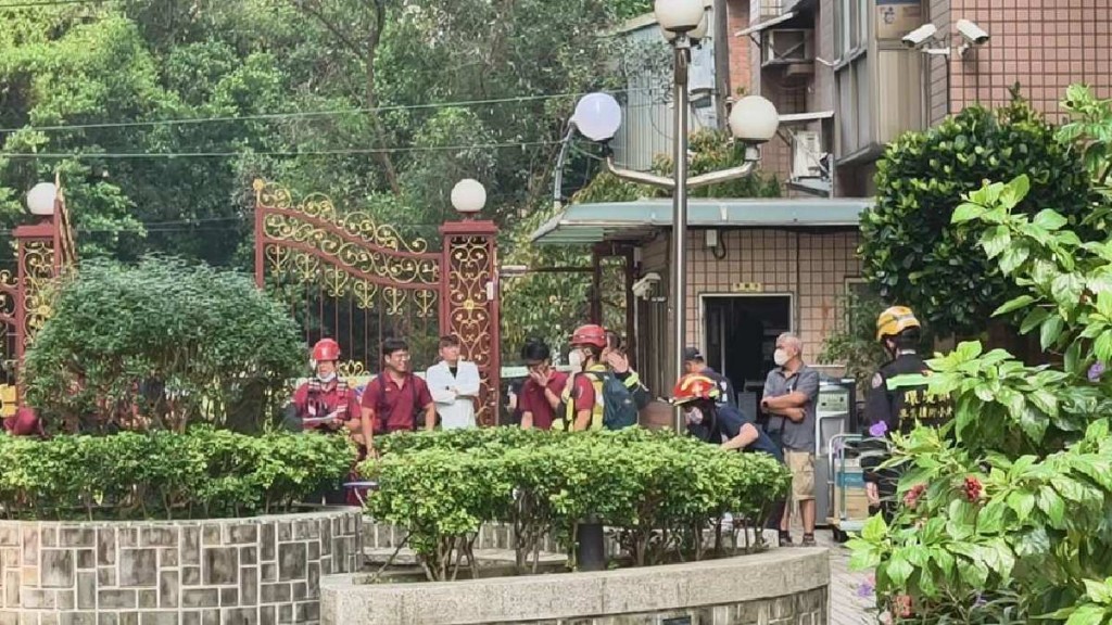 桃園有屋苑發生疑似硫化氫洩漏事件。中時