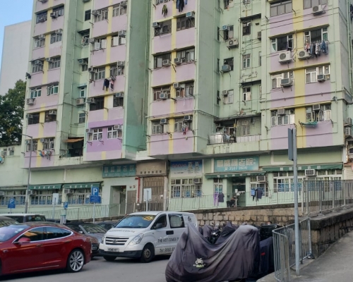 華懋集團以7100萬沽出葵涌大隴街葵龍大廈鋪。