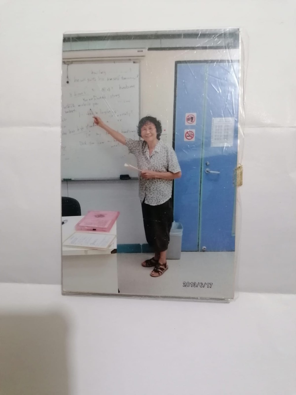 Cindy婆婆表示，中學教學工作雖忙碌，她每天仍堅持游一千米。（受訪者提供相片）