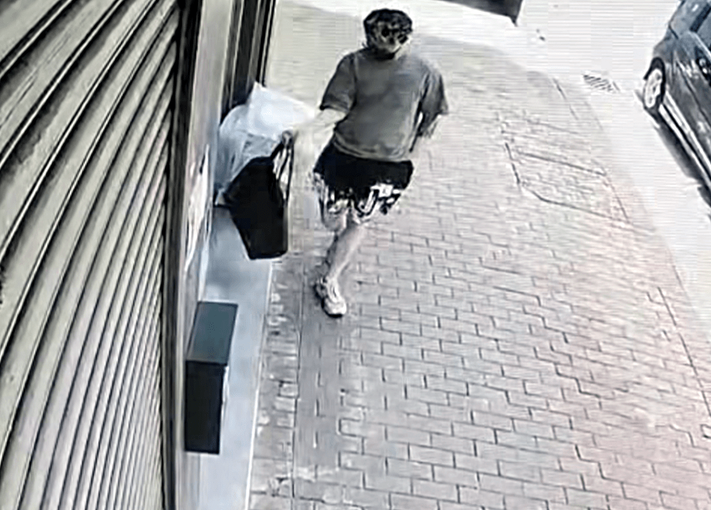 一名司機把貓棄置深水埗毛守絕育中心外。fb：毛守救援 