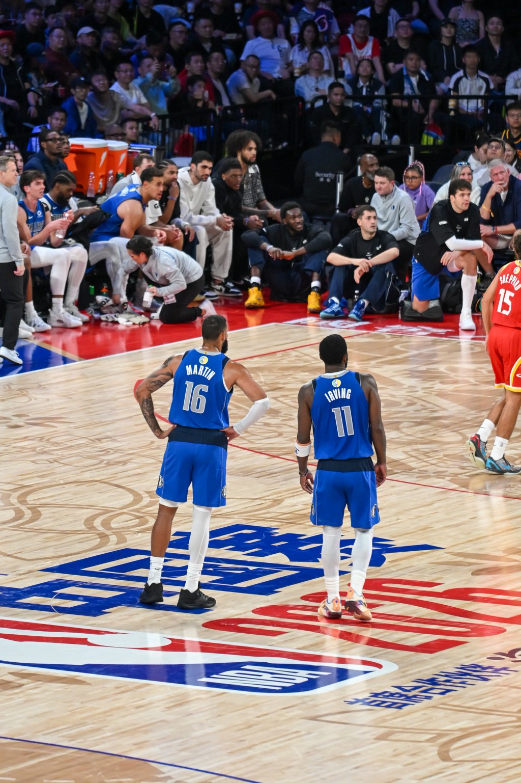 NBA中国赛独行侠vs火箭。魏国谦摄