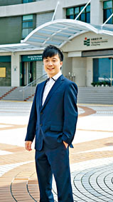 何振業建議，社福機構應營造互相支持、公平的工作環境，支援在職社工工作。