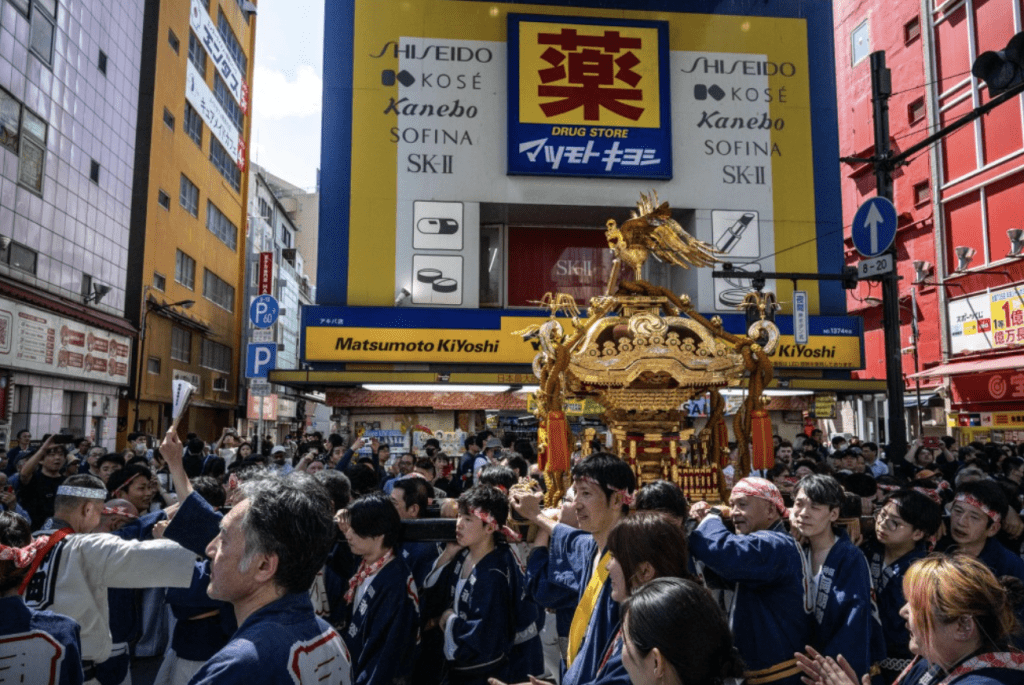 地震預言重挫日本旅遊業。 地震預言重挫日本旅遊業。