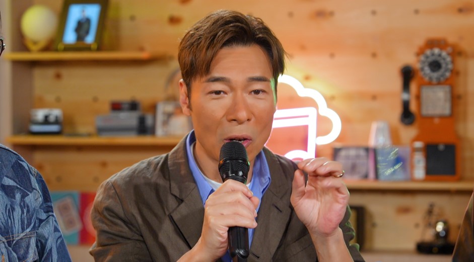 原來梁朝偉係安仔的偶像。