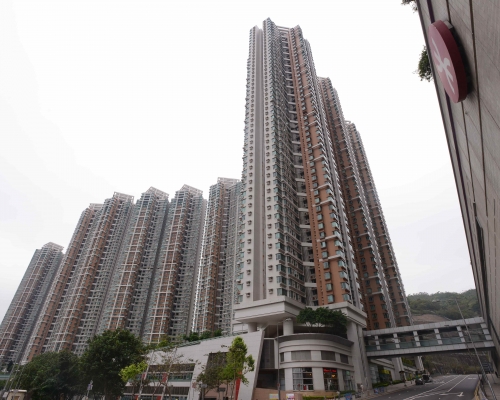 維景灣畔三房套1308萬沽。
