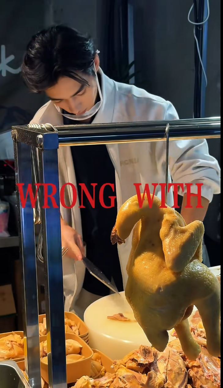王治强调自己用心做好每份海南鸡饭。