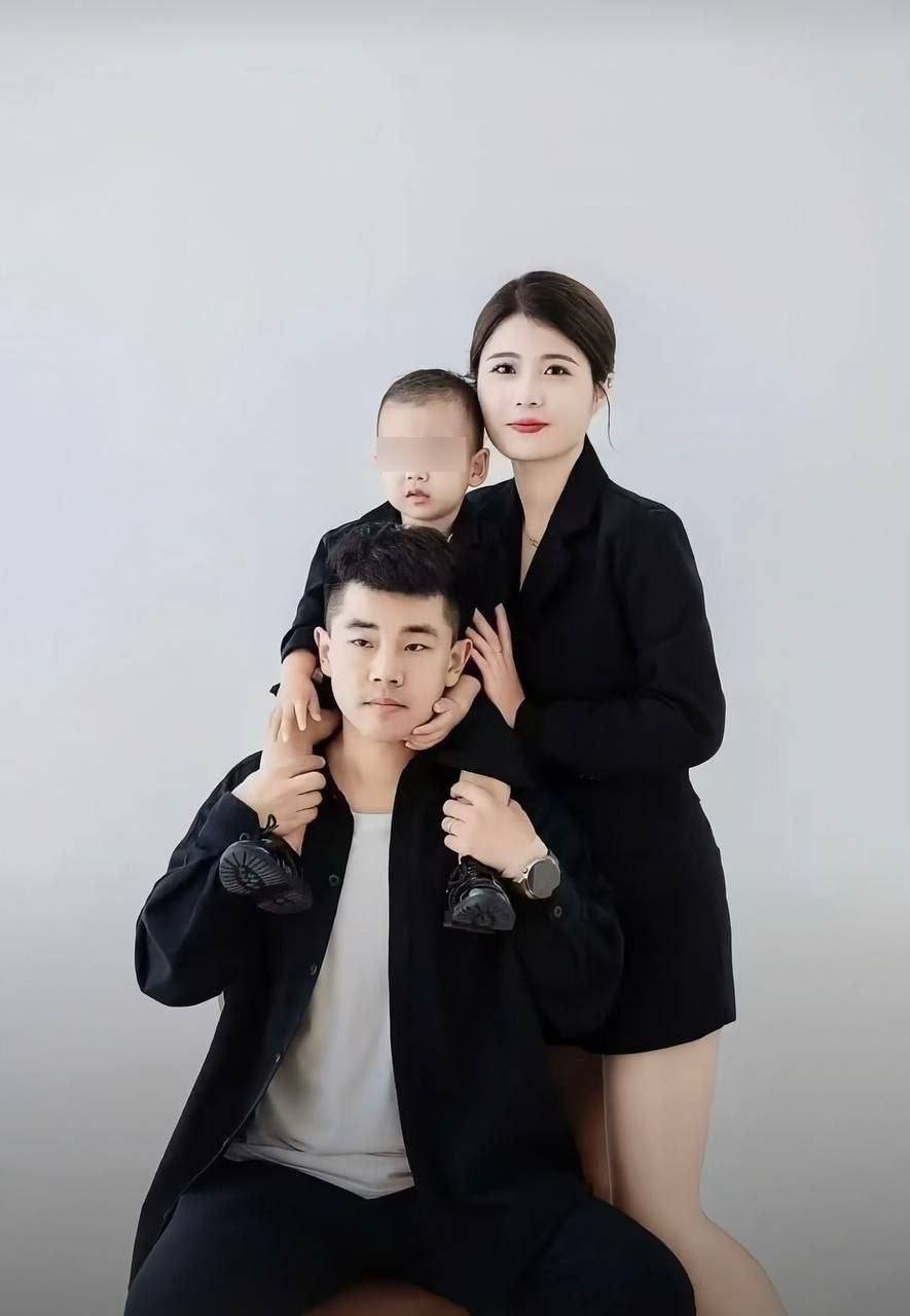 刘铭瑶与金昊育有一子。