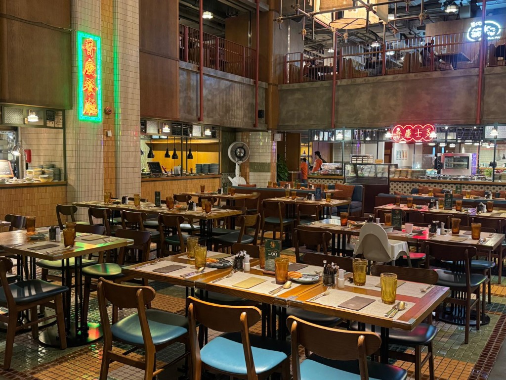 再多6人在The Astor進食自助餐後,16至40小時後出現嘔吐、腹瀉、噁心、腹痛及發燒等病徵。資料圖片 再多6人在The Astor進食自助餐後,16至40小時後出現嘔吐、腹瀉、噁心、腹痛及發燒等病徵。資料圖片