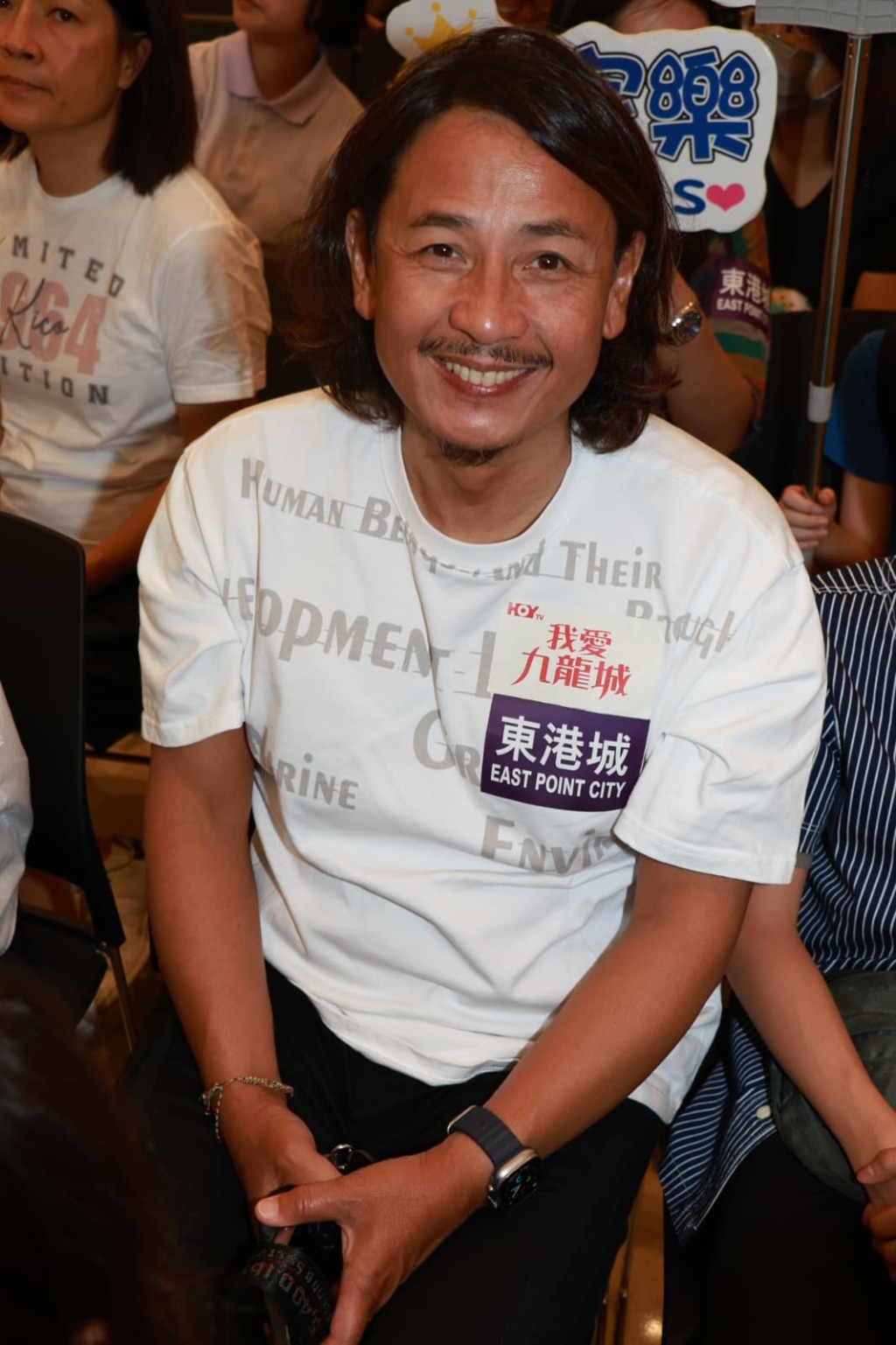 黃澤鋒出席新劇《我愛九龍城》記者會,表示細女「小貴妃」於8月22日出世。 黃澤鋒出席新劇《我愛九龍城》記者會,表示細女「小貴妃」於8月22日出世。
