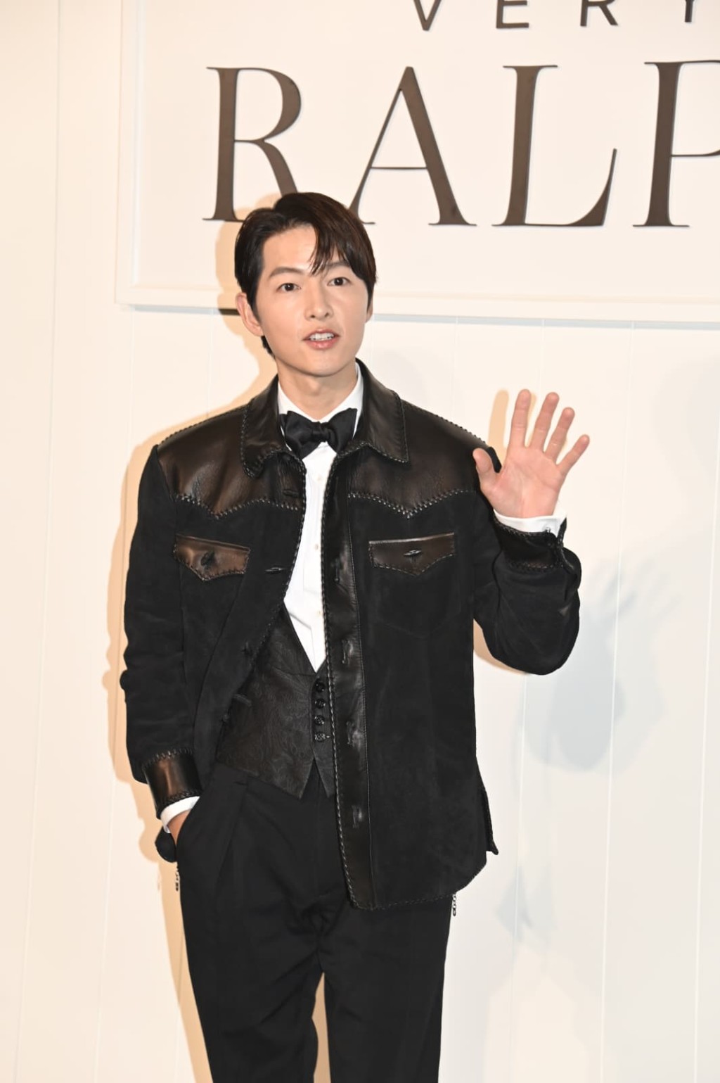 宋仲基現身中環。