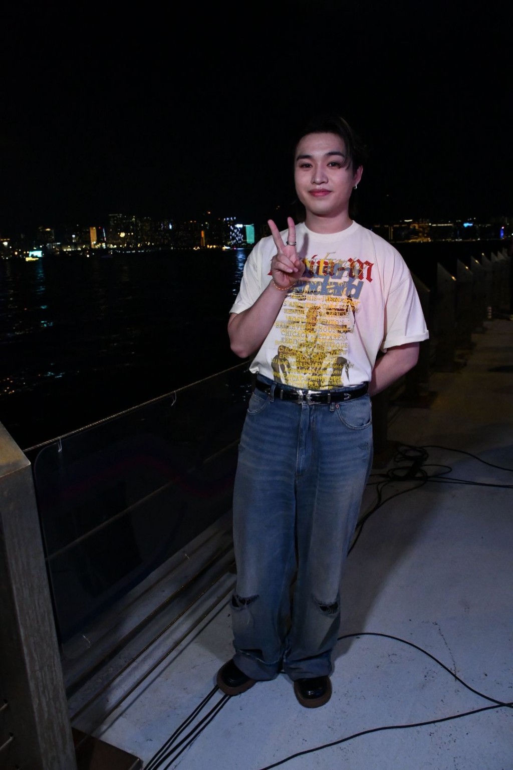 至於拍團綜的地點,Jer就表示要保密。 至於拍團綜的地點,Jer就表示要保密。