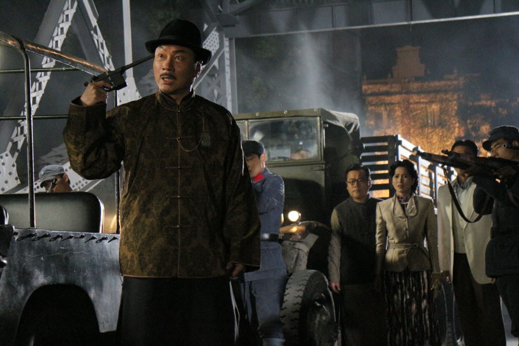 2015年另一部台慶劇《梟雄》亦有黎耀祥份。
