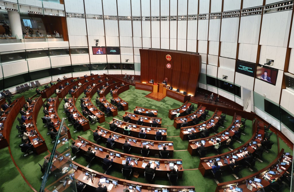 本届政府今日发表任内第三份《施政报告》。刘骏轩摄