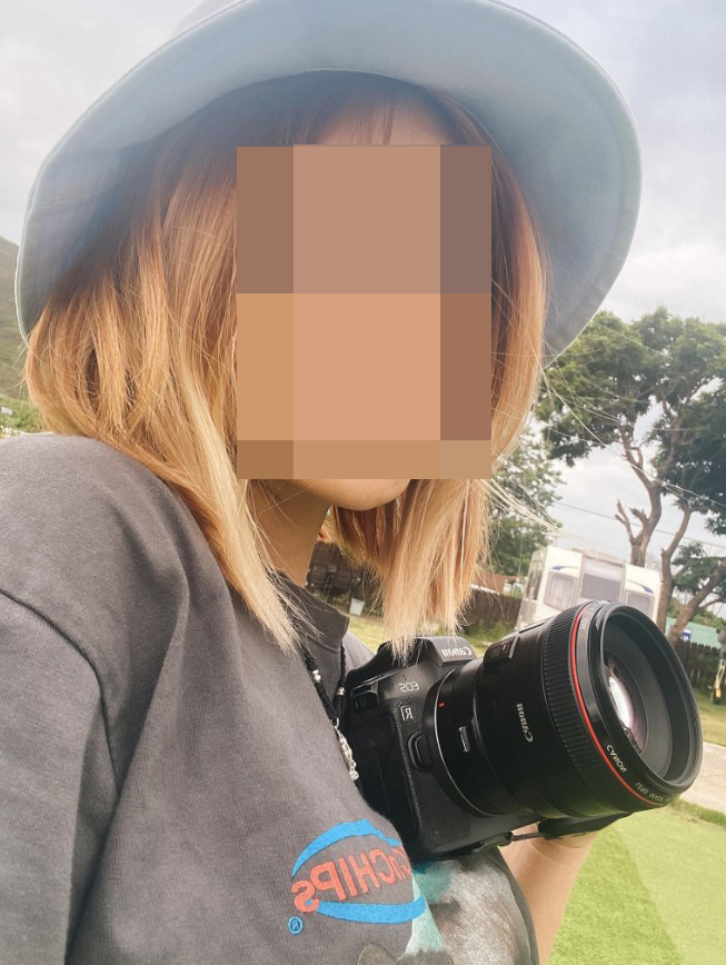 該港女同時為一名攝影師，其「SM對象」要求包括可以被她拍攝整個過程。