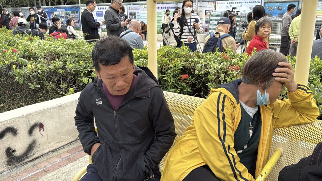 一對居於宏昌閣夫婦的女兒仍被困於火場。曹露尹攝