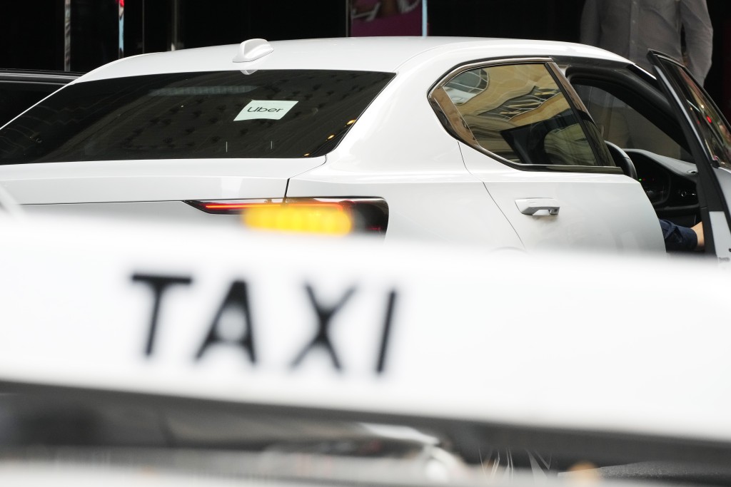 超过8000名计程车司机向Uber采取集体诉讼。美联社