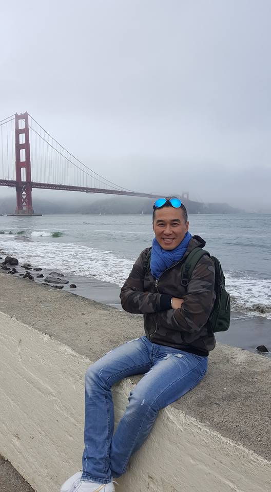 何英偉到內地發展，轉行從商。