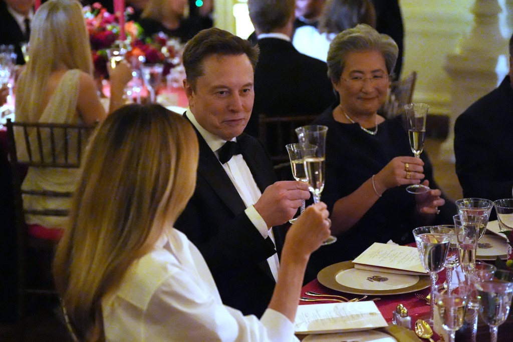 特斯拉(Tesla)行政总裁马斯克(Elon Musk)。美联社 特斯拉(Tesla)行政总裁马斯克(Elon Musk)。美联社