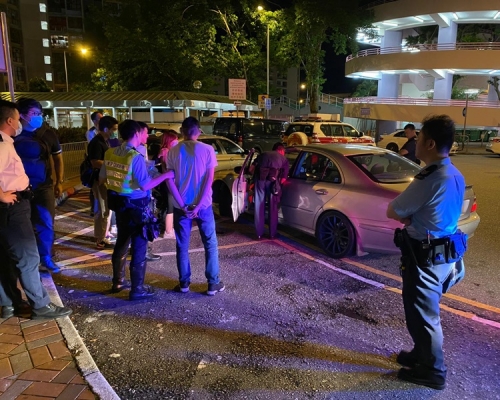 兩男女當場被捕。圖:警方提供