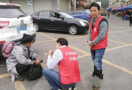 因父母患病相繼離世,李傳大受打擊兼情緒出問題,最後無家可歸流落街頭。網圖