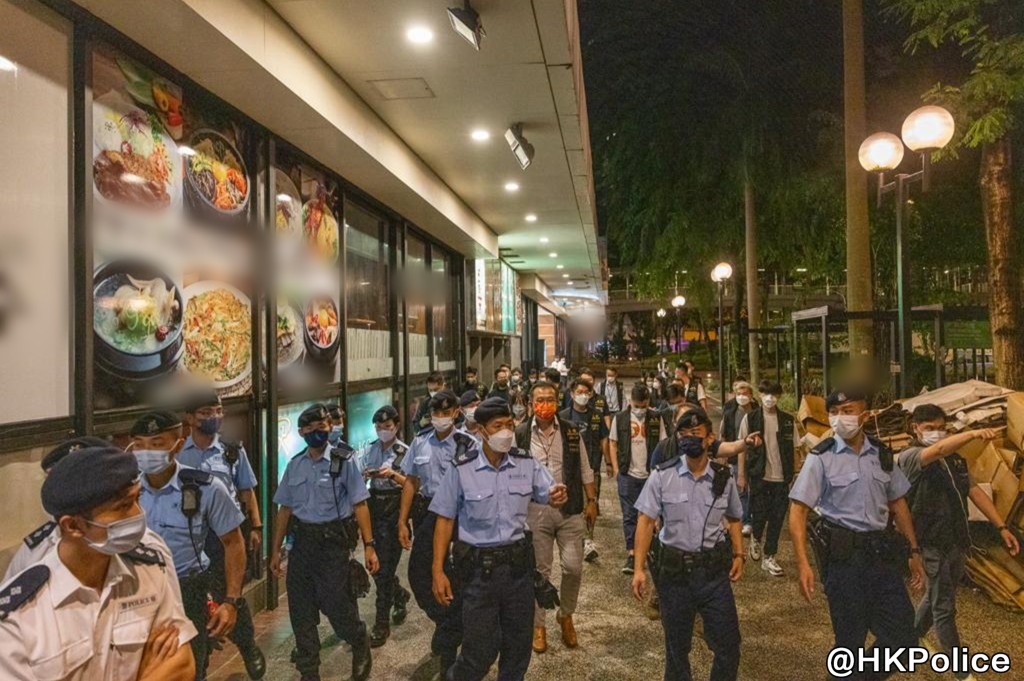 警方連日打擊黑社會活動拘捕315人。香港警察fb圖片
