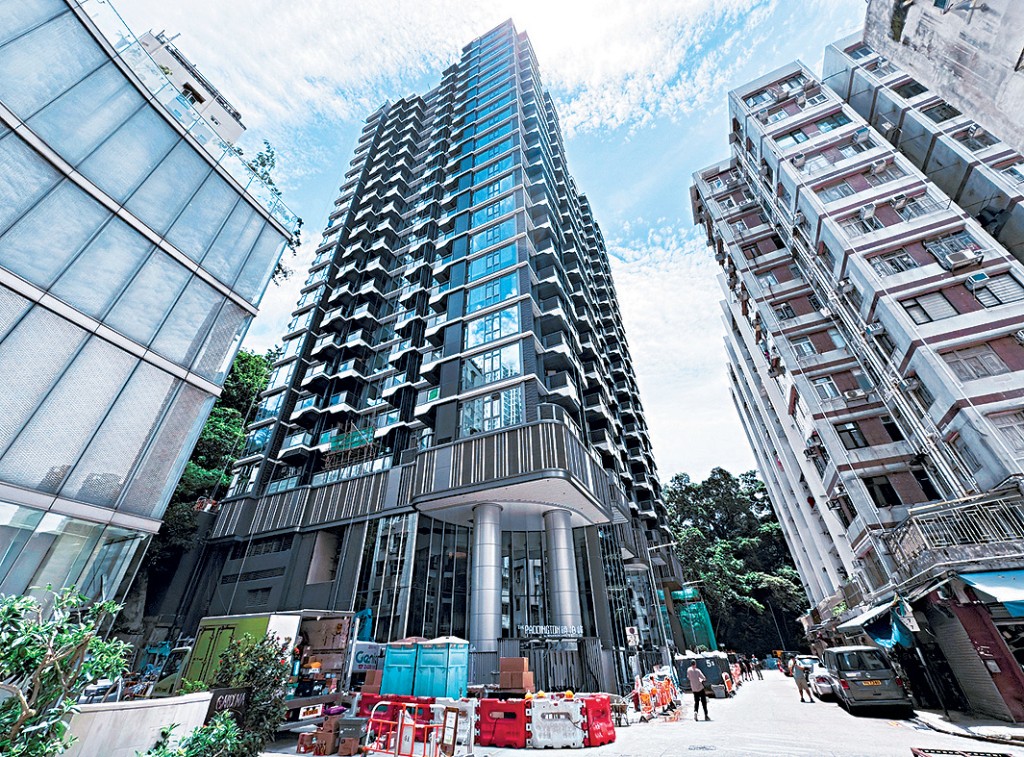 長沙灣曉柏峰昨日連沽4伙,單日套現2053.76萬。