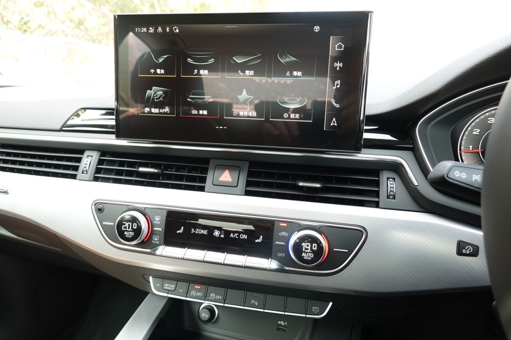車用多媒體系統操控敏捷，有賴內置晶片的存讀能力。