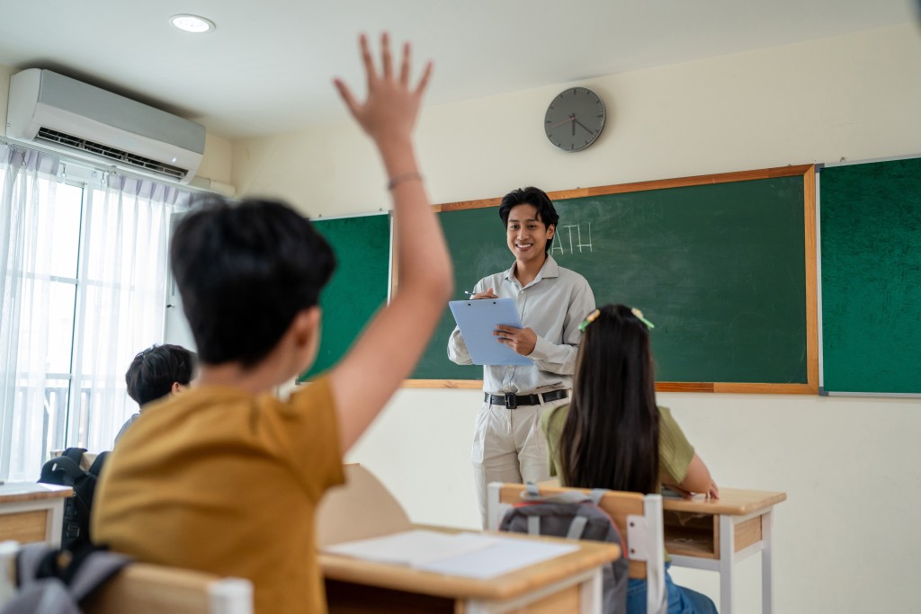 千禧後的家長為孩子改名時各出奇謀，有些小朋友名字出現一些「難讀」字，連校長都考起！（圖片來源：PhotoAC）