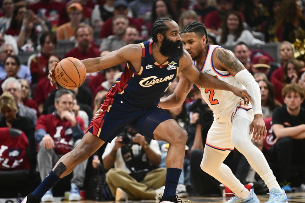 NBA騎士球星夏登非法藏械被捕，被指車內有無入槍套手槍。路透社