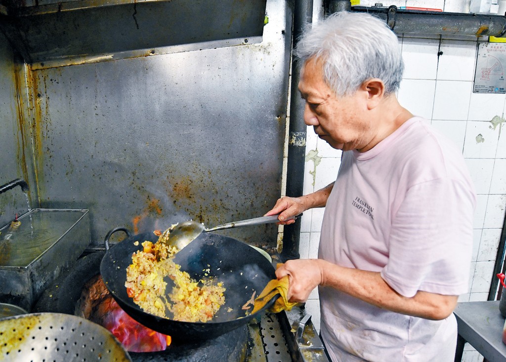 在陳用志眼中，快餐店的競爭力從來不是花巧，「與其搞那麼多，不如即炒即食，好吃就行了」。