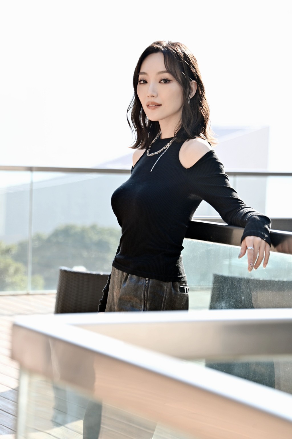 閻奕格放下心好勝心，豁然開朗。