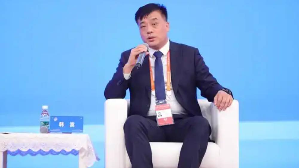 華潤集團副總經理韓嵩。