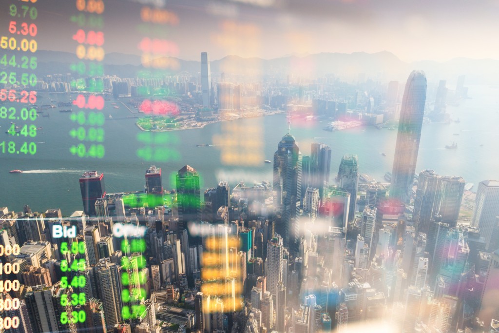 唐碧霞分析2026年立春八字,指出今年格局為「身旺無財」,命局中欠缺財星,這在堪輿學上象徵整體經濟發展動力不足。 唐碧霞分析2026年立春八字,指出今年格局為「身旺無財」,命局中欠缺財星,這在堪輿學上象徵整體經濟發展動力不足。